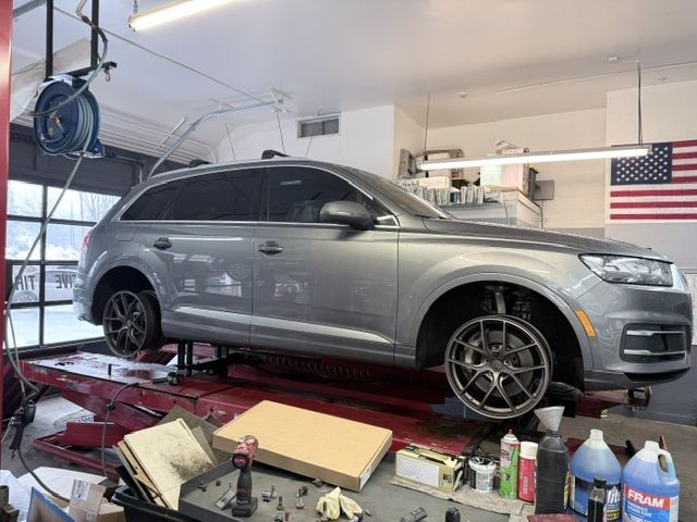 Audi receiving service